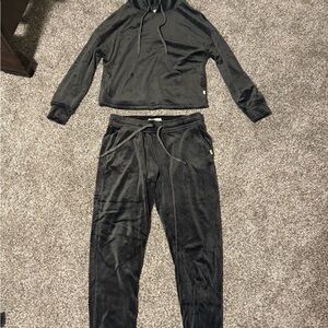 UGG Black Velour Apparel Set